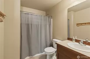 6338 Victoria Ave SE, Auburn, WA 98092 - Photo 7