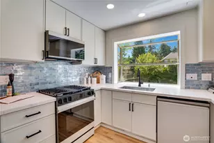 8014 57th St W, University Place, WA 98467 - Photo 9
