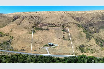 7400 Colockum Road, Malaga, WA 98828 - Photo 1