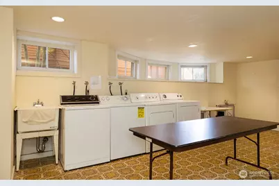 1709 E Republican Street #6, Seattle, WA 98112 - Photo 19