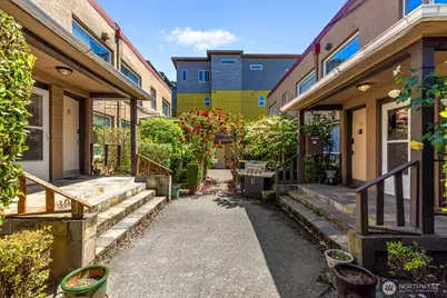 120 14th Avenue #12, Seattle, WA 98122 - Photo 3