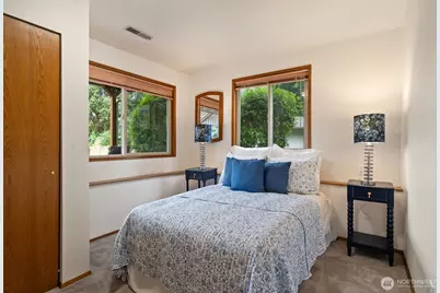 140 NE Rainier Place N, Belfair, WA 98528 - Photo 21