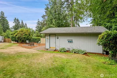 140 NE Rainier Place N, Belfair, WA 98528 - Photo 29