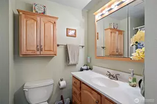 140 NE Rainier Pl N, Belfair, WA 98528 - Photo 15