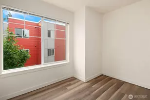 4218 Pasadena Pl NE, Seattle, WA 98105 - Photo 13