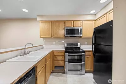 318 N 23rd Street, Mount Vernon, WA 98273 - Photo 7
