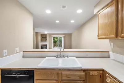 318 N 23rd Street, Mount Vernon, WA 98273 - Photo 9