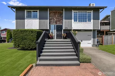 6423 61st Street NE, Marysville, WA 98270 - Photo 1