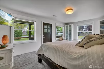 106 1st Street E, Pacific, WA 98047 - Photo 9
