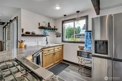 106 1st Street E, Pacific, WA 98047 - Photo 5