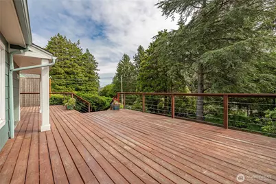 203 N 34th Street, Bellingham, WA 98225 - Photo 5