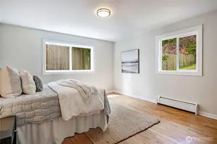 203 N 34th St, Bellingham, WA 98225 - Photo 15
