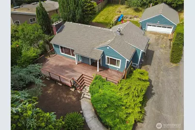 203 N 34th Street, Bellingham, WA 98225 - Photo 1