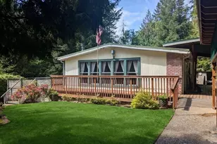 19730 SE 210th St, Maple Valley, WA 98038 - Photo 1