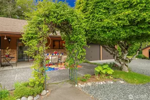 1202 Telegraph Rd, Bellingham, WA 98226 - Photo 3