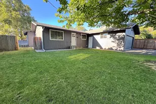 424 SW 3rd St, College Place, WA 99324 - Photo 25