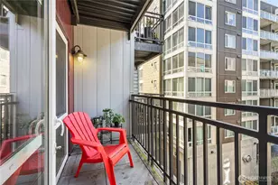 699 John St, Seattle, WA 98109 - Photo 19