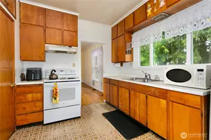 1424 S 45th St, Tacoma, WA 98418 - Photo 23
