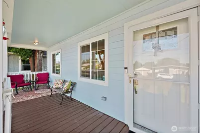 6829 S Thompson Avenue, Tacoma, WA 98408 - Photo 3