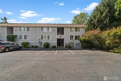 10110 NE 60th Street #104, Kirkland, WA 98033 - Photo 3