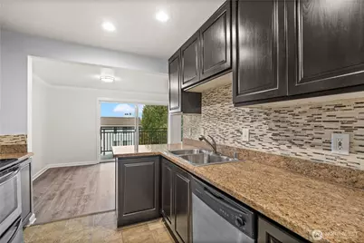 10110 NE 60th Street #104, Kirkland, WA 98033 - Photo 11