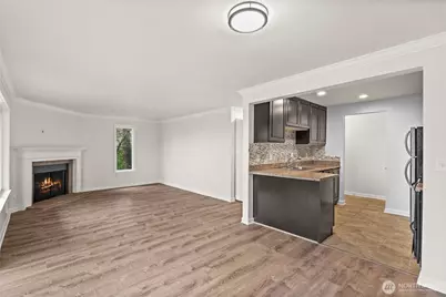 10110 NE 60th Street #104, Kirkland, WA 98033 - Photo 7