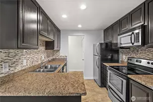 10110 NE 60th St, Kirkland, WA 98033 - Photo 13