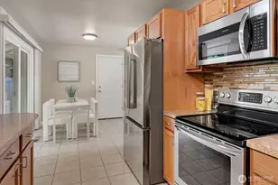 13110 111th Ave NE, Kirkland, WA 98034 - Photo 11