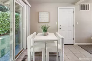 13110 111th Ave NE, Kirkland, WA 98034 - Photo 9