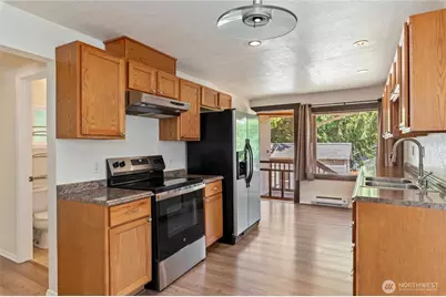 1906 14th Street, Bremerton, WA 98337 - Photo 9