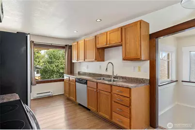 1906 14th Street, Bremerton, WA 98337 - Photo 11