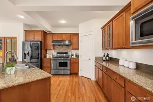 1315 Redmond Pl NE, Renton, WA 98056 - Photo 17