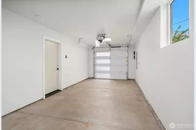 106 29th Avenue E, Seattle, WA 98112 - Photo 27