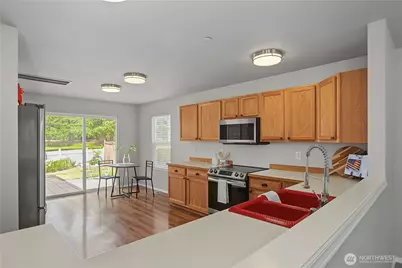 2292 Palisade Boulevard, DuPont, WA 98327 - Photo 9