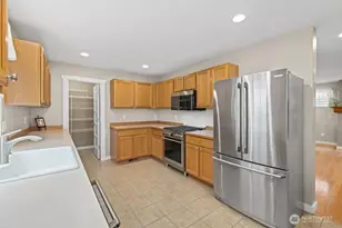 9731 228th Terrace NE, Redmond, WA 98053 - Photo 15