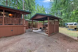 870 N Colony Surf Dr, Lilliwaup, WA 98555 - Photo 21