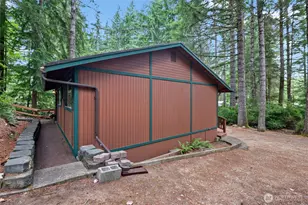 870 N Colony Surf Dr, Lilliwaup, WA 98555 - Photo 13