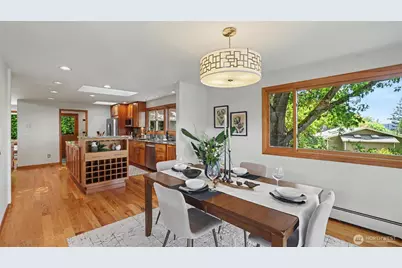 18744 Kenlake Place NE, Kenmore, WA 98028 - Photo 11