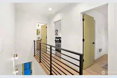 5051 35th Avenue SW, Seattle, WA 98126 - Photo 9