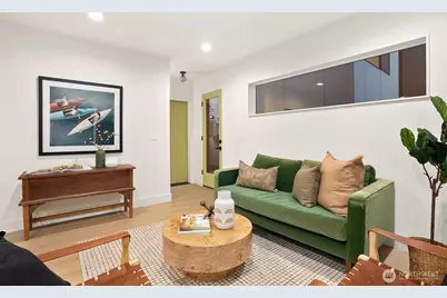5051 35th Avenue SW, Seattle, WA 98126 - Photo 3