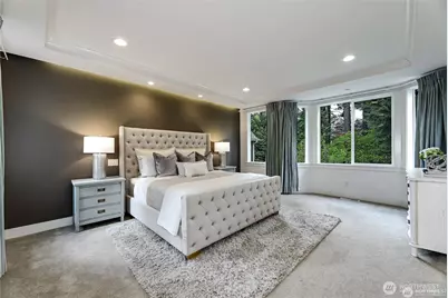 9818 NE 24th Street, Bellevue, WA 98004 - Photo 19