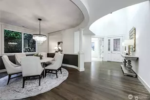 9818 NE 24th St, Bellevue, WA 98004 - Photo 5