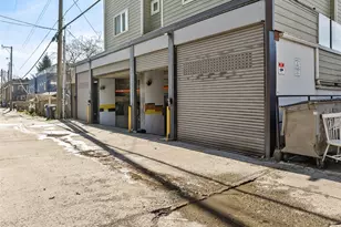 3232 15th Ave W, Seattle, WA 98119 - Photo 17