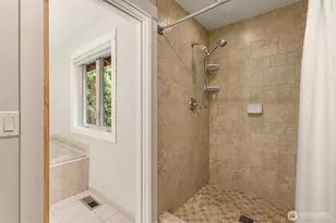 9246 Fletcher Bay Rd NE, Bainbridge Island, WA 98110 - Photo 15