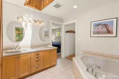 9246 Fletcher Bay Road NE, Bainbridge Island, WA 98110 - Photo 13