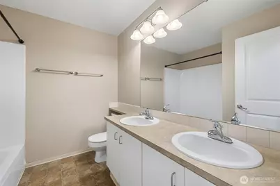 12303 Harbour Pointe Boulevard #EE305, Mukilteo, WA 98275 - Photo 17