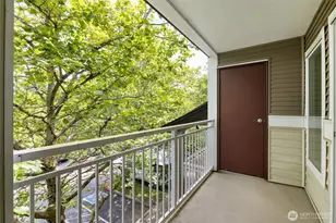 12303 Harbour Pointe Blvd, Mukilteo, WA 98275 - Photo 7