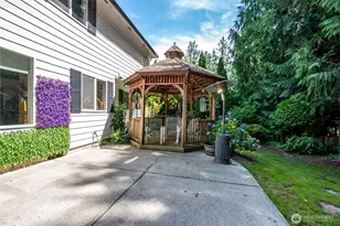 215 W St James Pl, Longview, WA 98632 - Photo 29