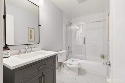 1518 NE 140th Street #C6, Seattle, WA 98125 - Photo 29