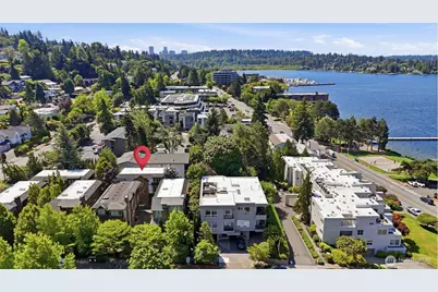 10135 NE 62nd Street #C, Kirkland, WA 98033 - Photo 1